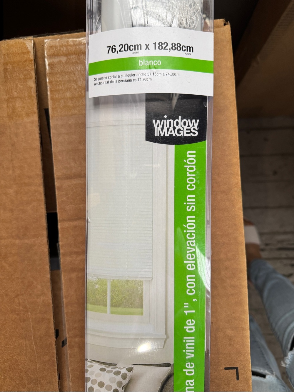 Window Images White Vinyl Blind - Cordless Elevation